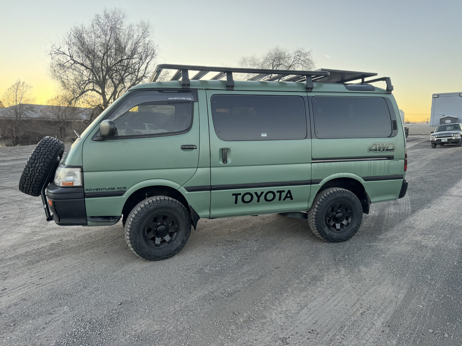1995 Toyota Adventure Ace 112 photo 12