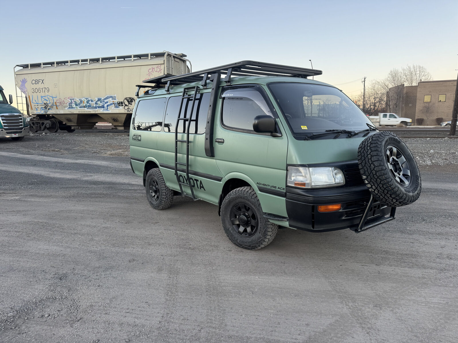 1995 Toyota Adventure Ace 112 photo 9