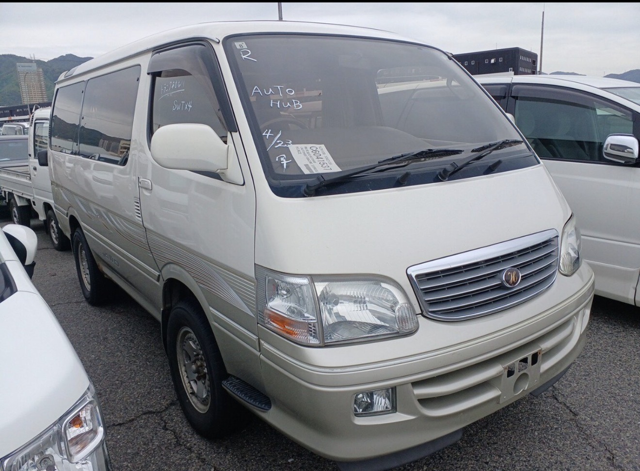 2001 Toyota HiAce 4WD Turbo Diesel