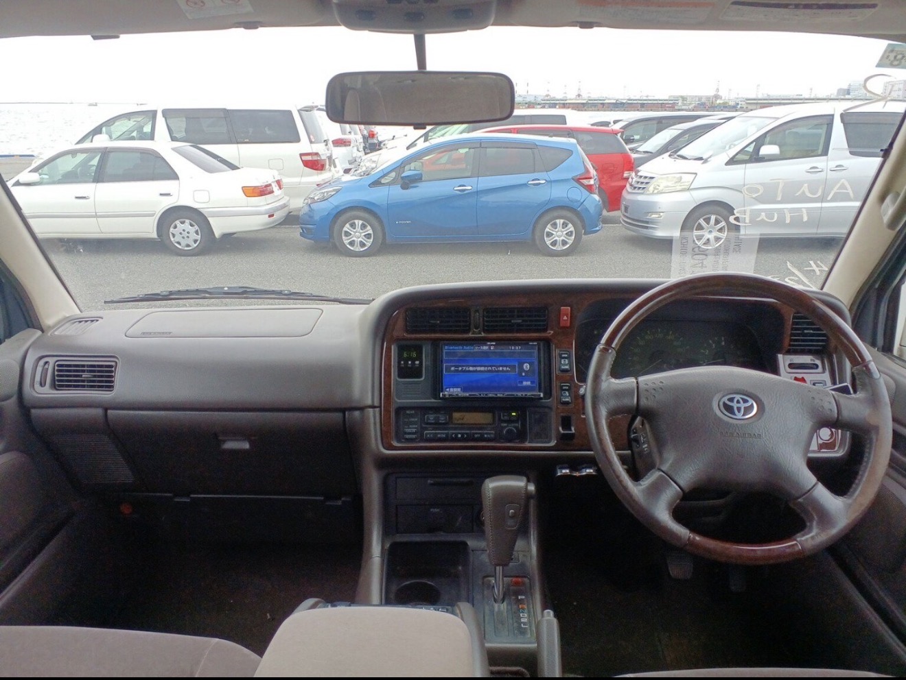 HiAce 01 photo 6