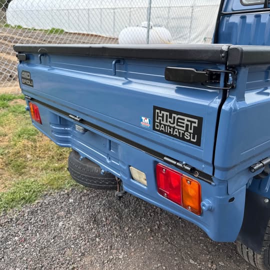 Blue kei truck photo 5