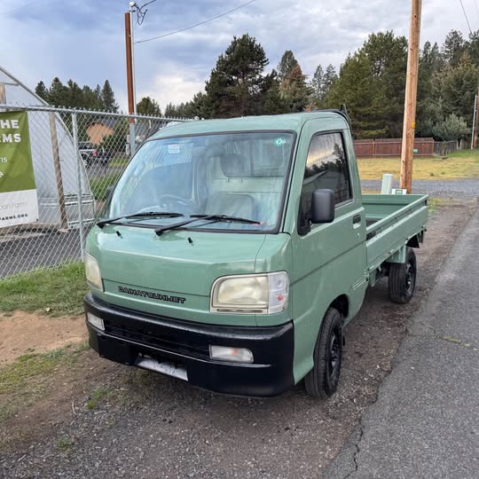 Green kei truck photo 7